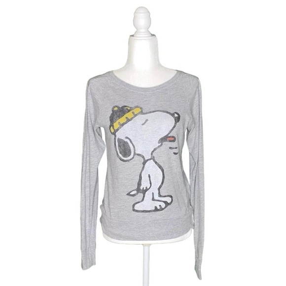 Peanuts Tops - VINTAGE COMIC STRIP PEANUTS SNOOPY GRAPHIC LONG-SLEEVE TOP · SIZE S